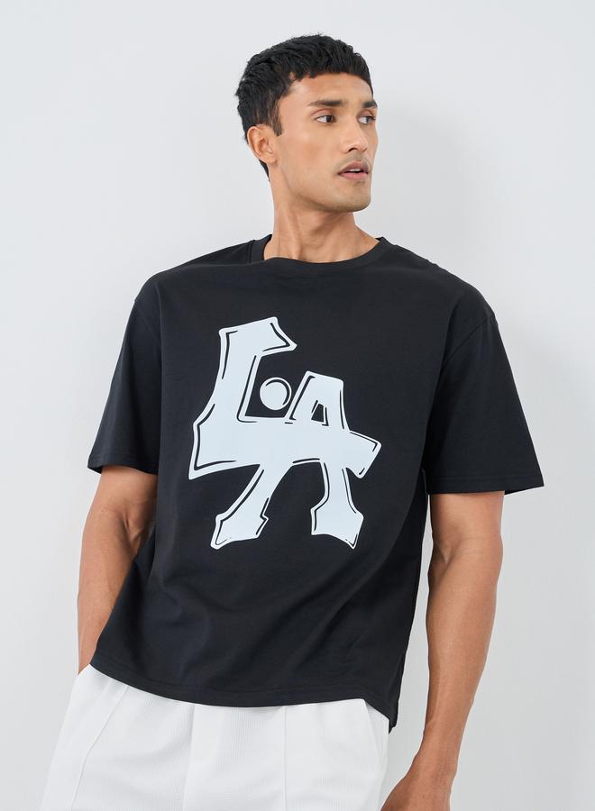 ستايلي تي شيرت أوفر سايز بياقة دائرية وطبعة شعار ستايلي - Image 1