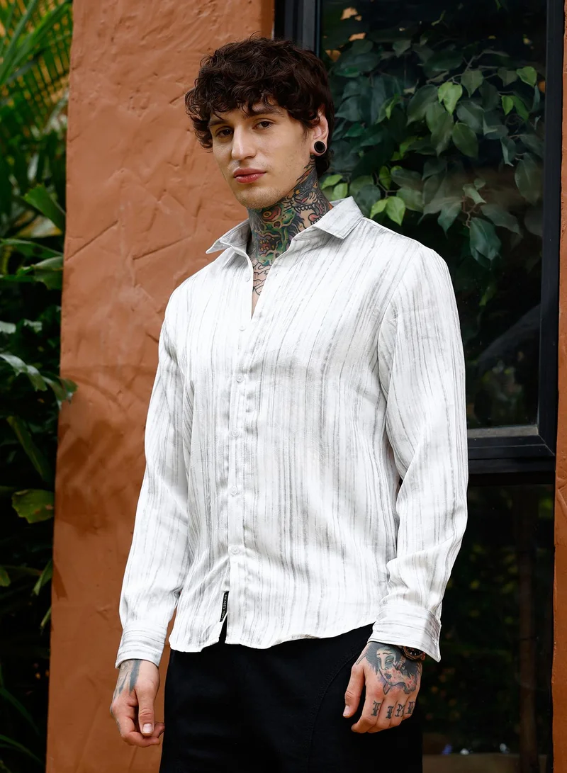 Campus Sutra Campus Sutra Men Grazed-Textured Shirt | Spread Collar Long Cuffed Sleeves | Button Closure Curved Hem | Abstract-Print Creased | Woven Fabric For Casual & Daily Wear | Cream White