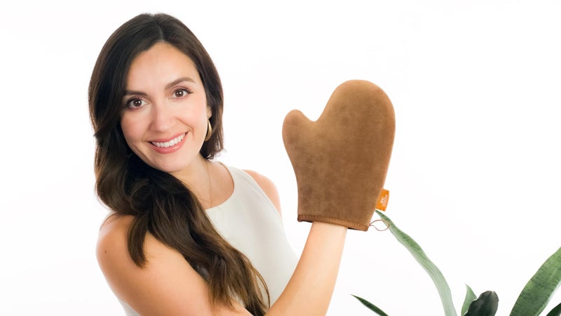 Existing Beauty Self Tanning Mitt Applicator With Thumb â€“ Ultra Soft Self Tanner Mitt for Applying Tanning Mousse or Lotion â€“ Machine Washable & Reusable Sunless Tanning Glove for Streak-Free Tan - Image 3