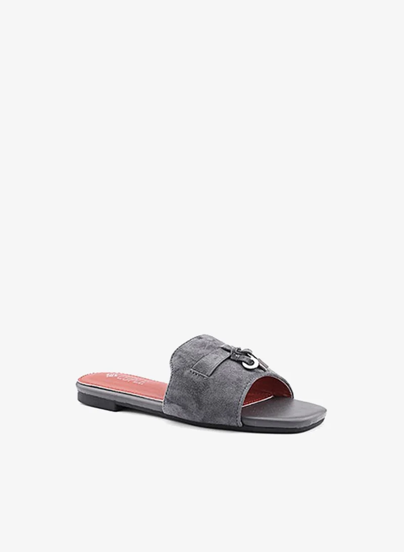 Cuple Girls Flat Slides