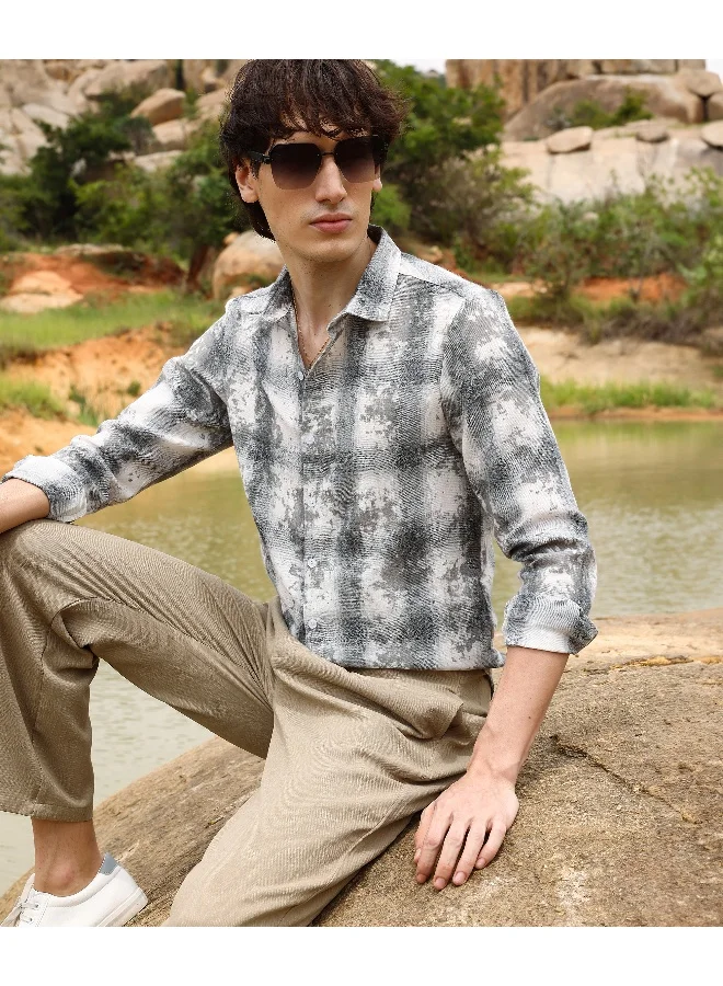 Campus Sutra Men's Moon Grey Splash Check Shirt For Casual Wear | Spread Collar | Long Sleeve | Button Closure | Shirt Crafted With Comfort Fit For Everyday Wear