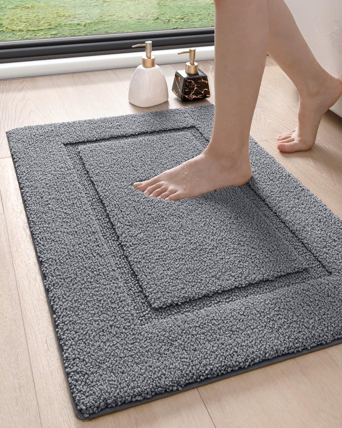 BATHROOM RUGS 36X24 WASHABLE NON SLIP BATH MAT FOR SHOWER FLOOR ABSORBENT QUICK DRY BATHMAT WITH RUBBER BACKING ULTRA SOFT PLUSH CARPET FOR TUB GREY