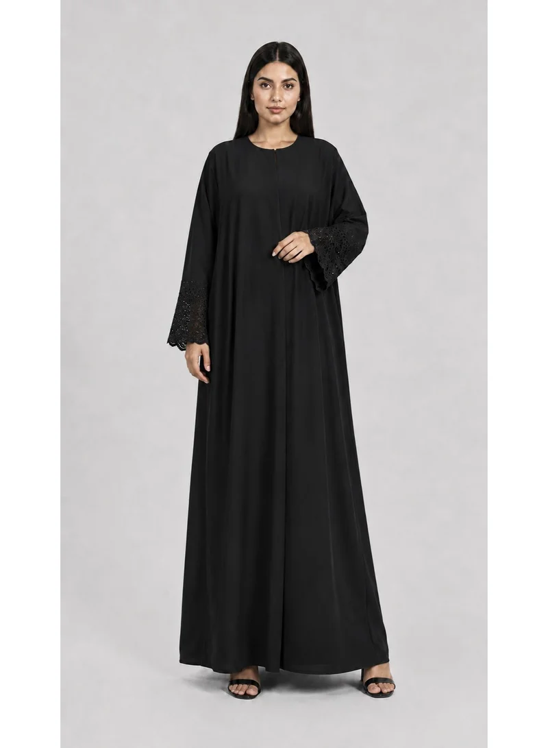 عباءات ريم Women's Embroidered Abaya with Matching Sheila