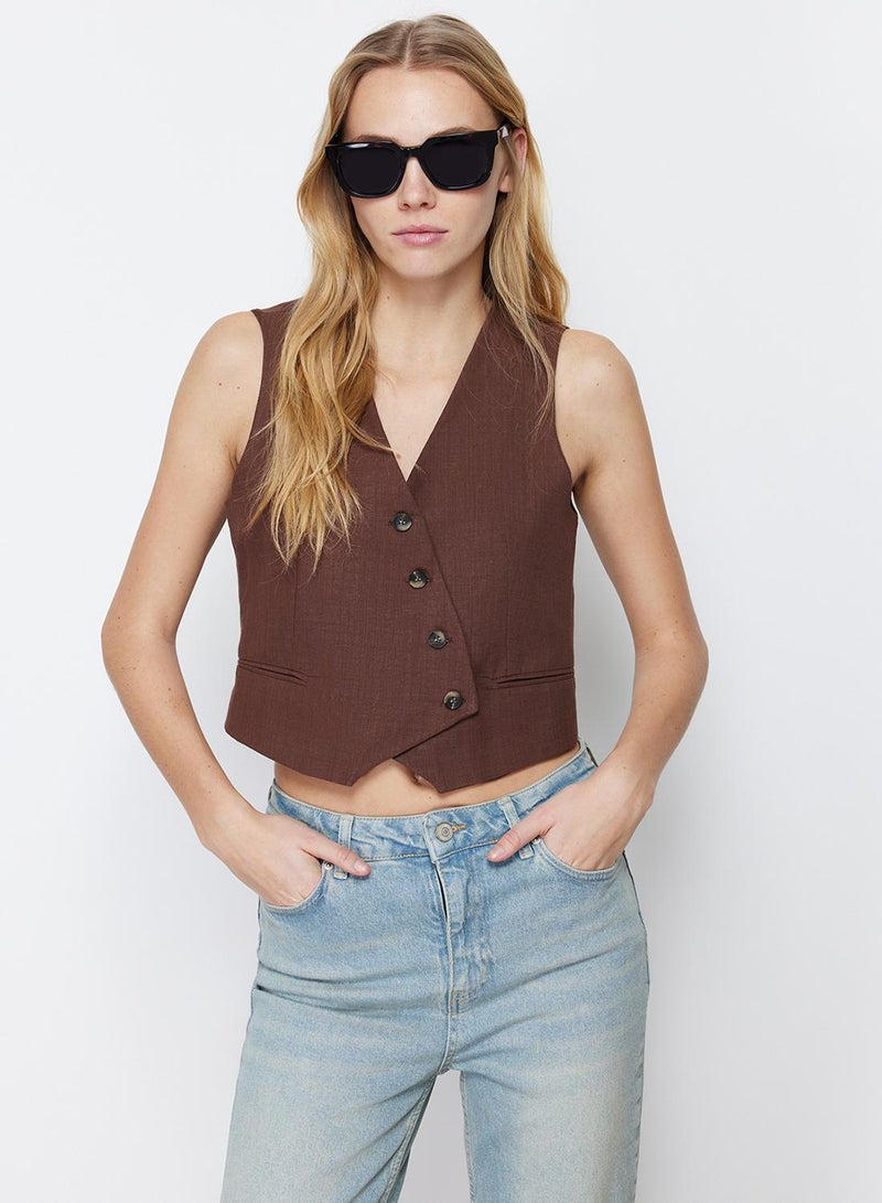trendyol Limited Edition Brown Crop Fitted Button Detailed Woven Linen Look Vest - Image 3