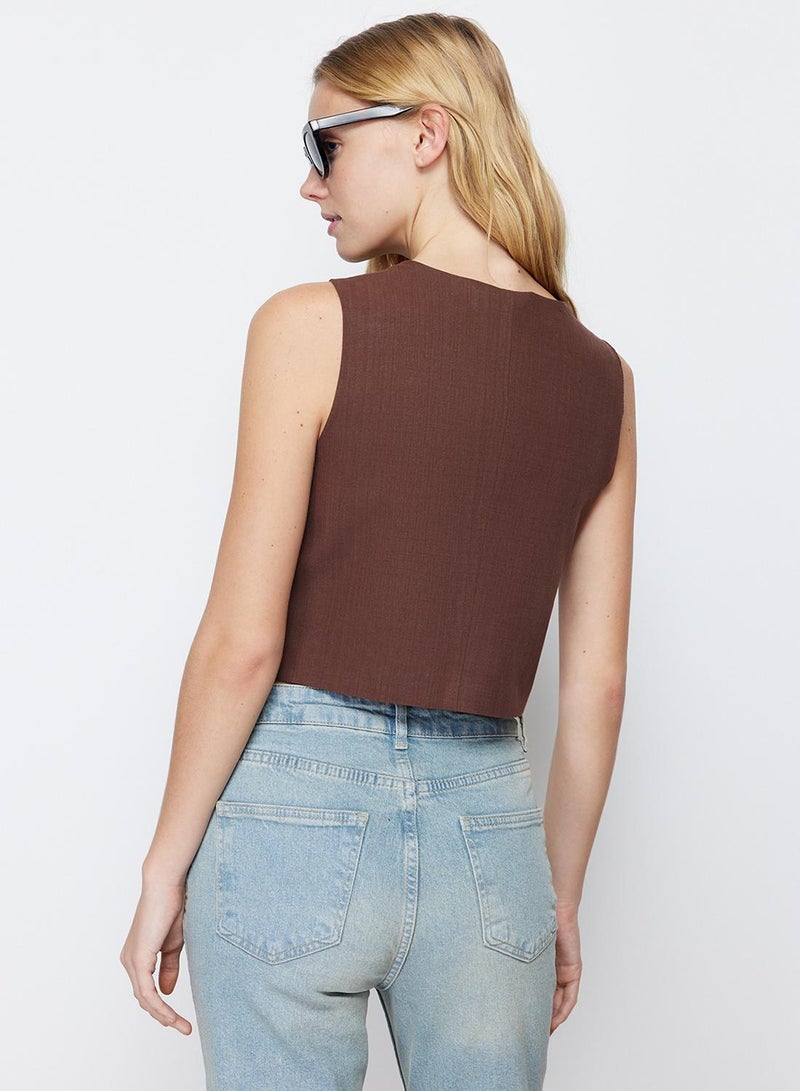 trendyol Limited Edition Brown Crop Fitted Button Detailed Woven Linen Look Vest - Image 5