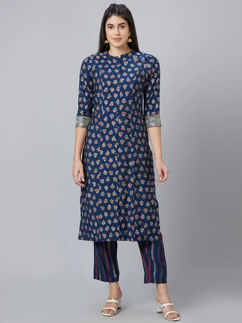جلو باص Globus Women Blue & Red Ethnic Motifs Printed Kurta With Trousers Festive Set
