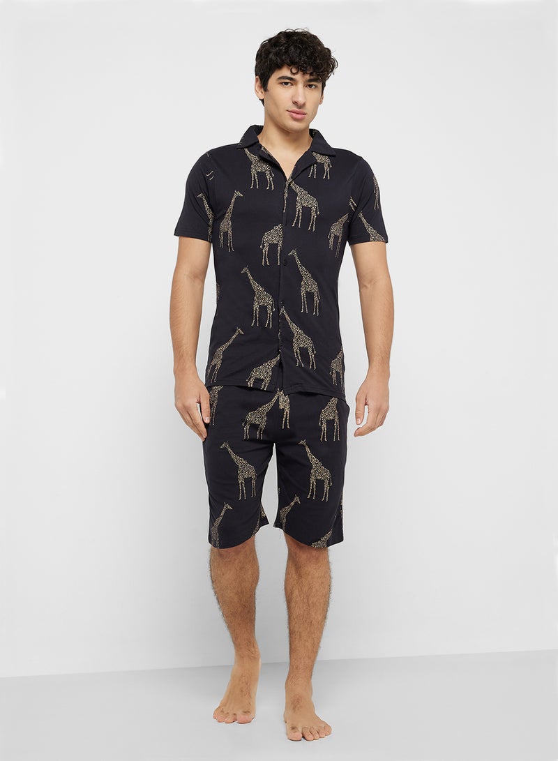 سفنتي فايف شورت بطبعات شاملة - Image 5