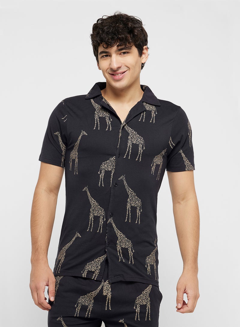 سفنتي فايف شورت بطبعات شاملة - Image 3