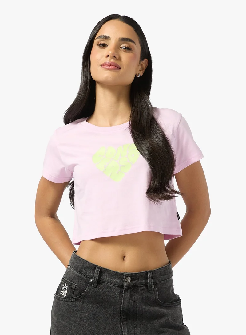 كونفرس تيشيرت قلب ملون