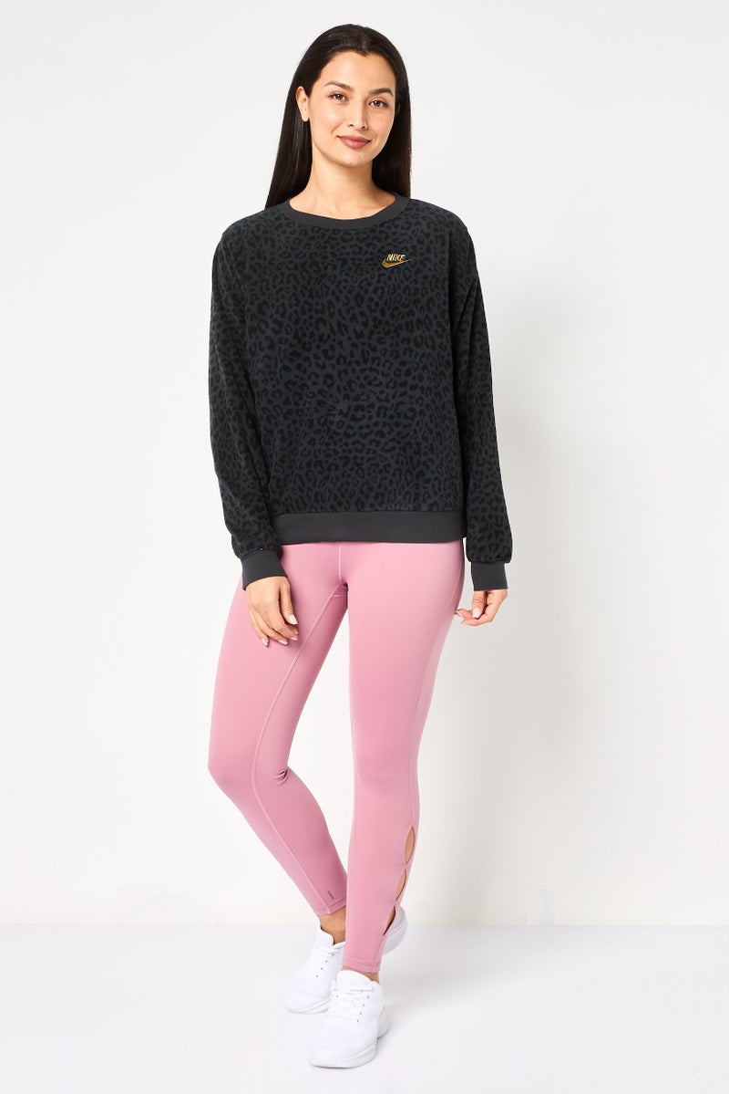 Nike سويت شيرت رياضي نسائي بأكمام طويلة مناسب للخارج، متعدد الألوان - Image 4