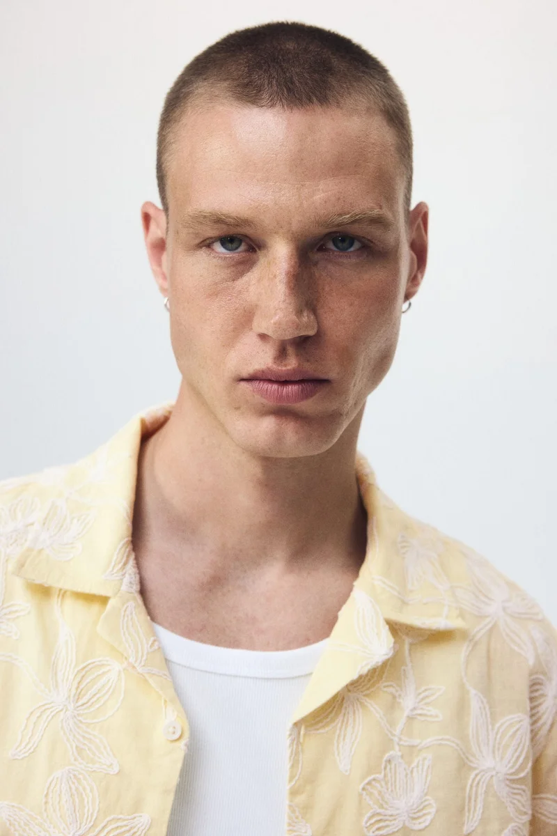 H&M  Regular Fit Embroidered resort shirt for Men | Best Price UAE
