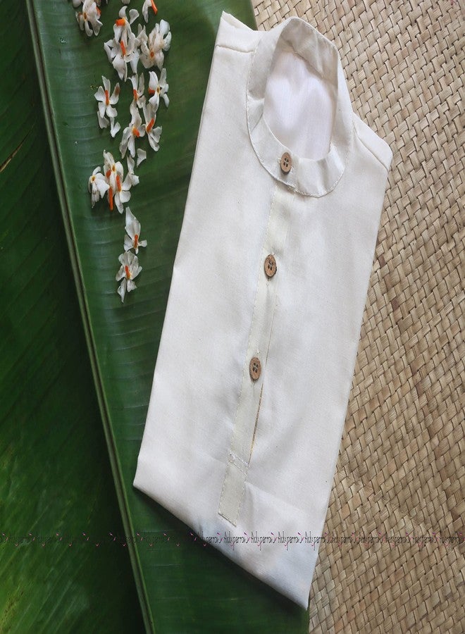 Picksparrow طقم كورتا قطني سادة من بيكسبارو للأطفال الرضع من ولاية كيرالا مع بنطال دهوتي (0-6 أشهر، أبيض كريمي (سادة)) - Image 4