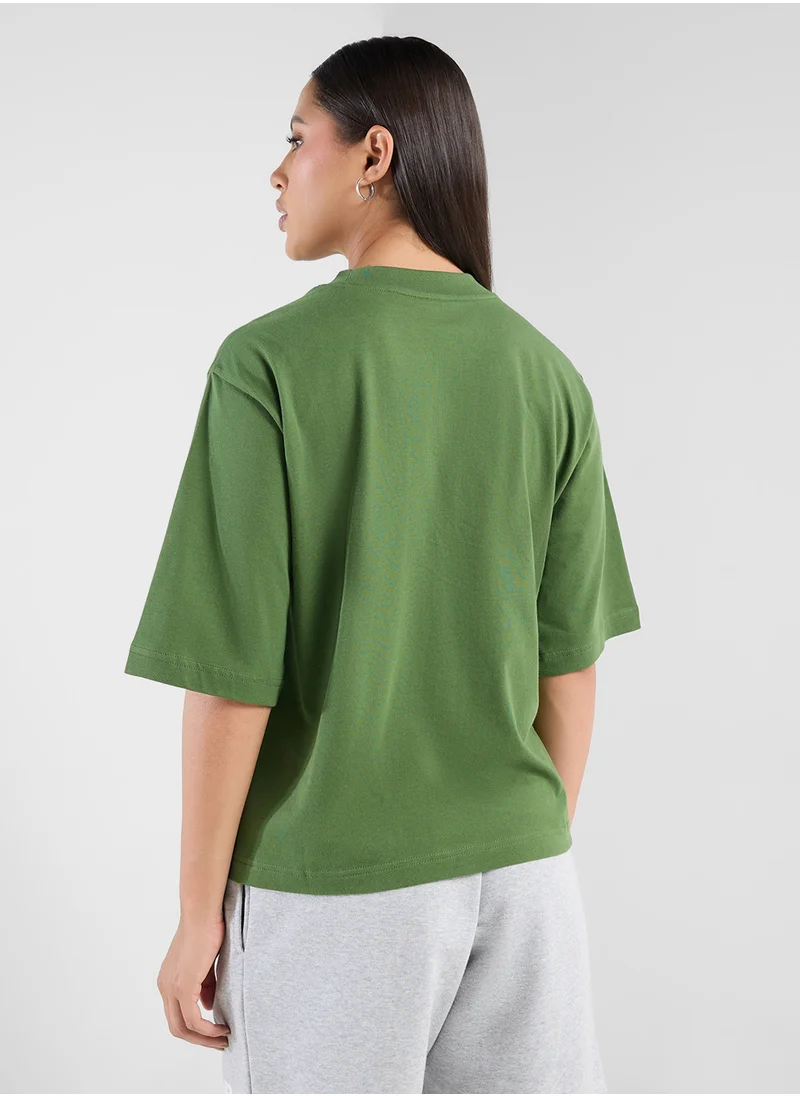 نيو بالانس Flower Logo T-Shirt