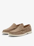 بوس Suede loafers with debossed logo