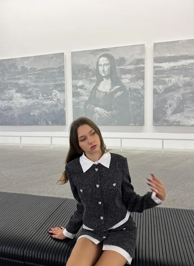 Lichi Mini skirt with heart-shaped buttons