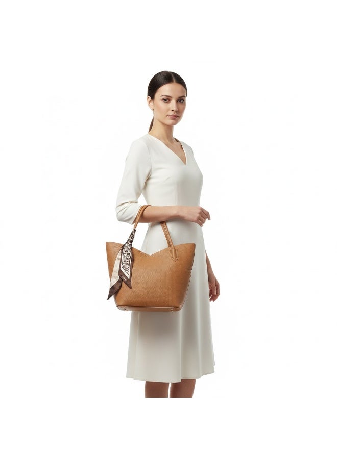 Women's shoulder bag + inner bag with a modern classic design – practical and suitable for all looks - Image 1