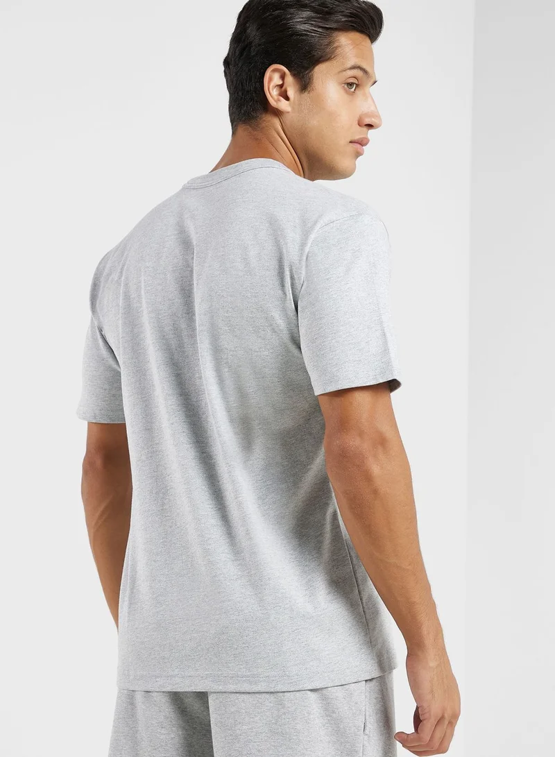 نيو بالانس Athletics Engy Saint-Ange Squad T-Shirt