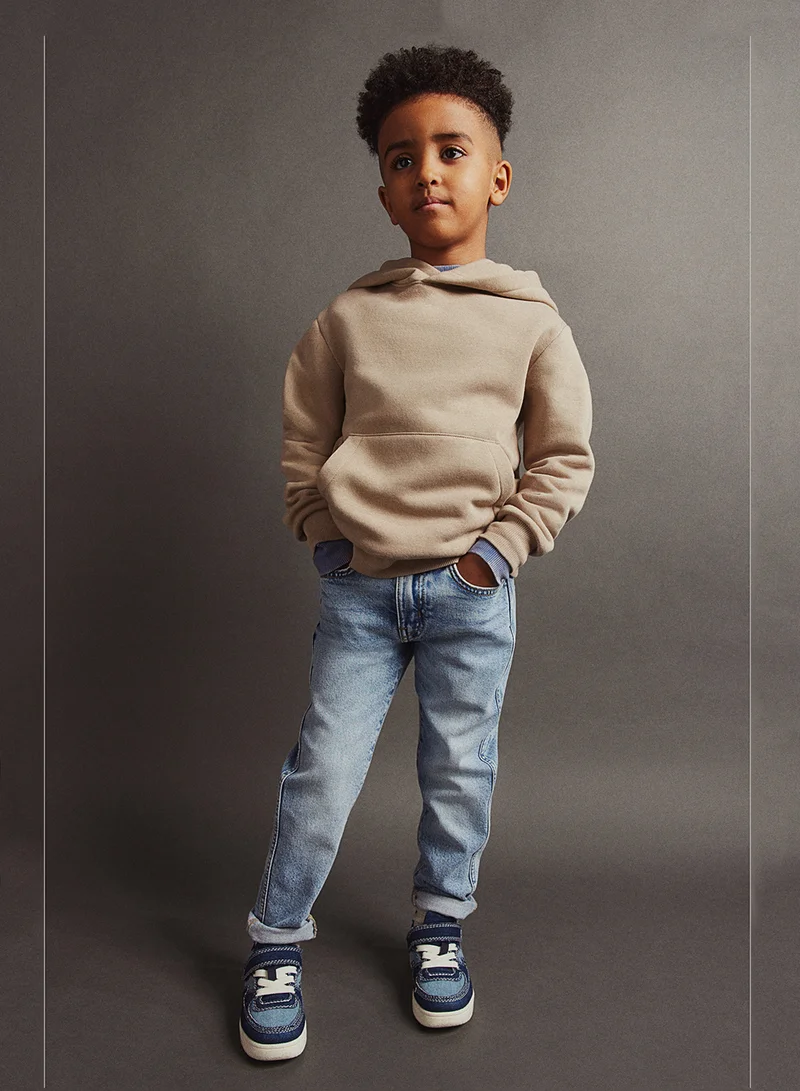 H&M Relaxed Tapered Fit Jeans