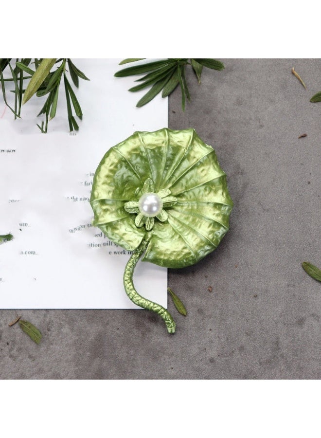 KUYING Handmade Vintage Forest Plant Brooch