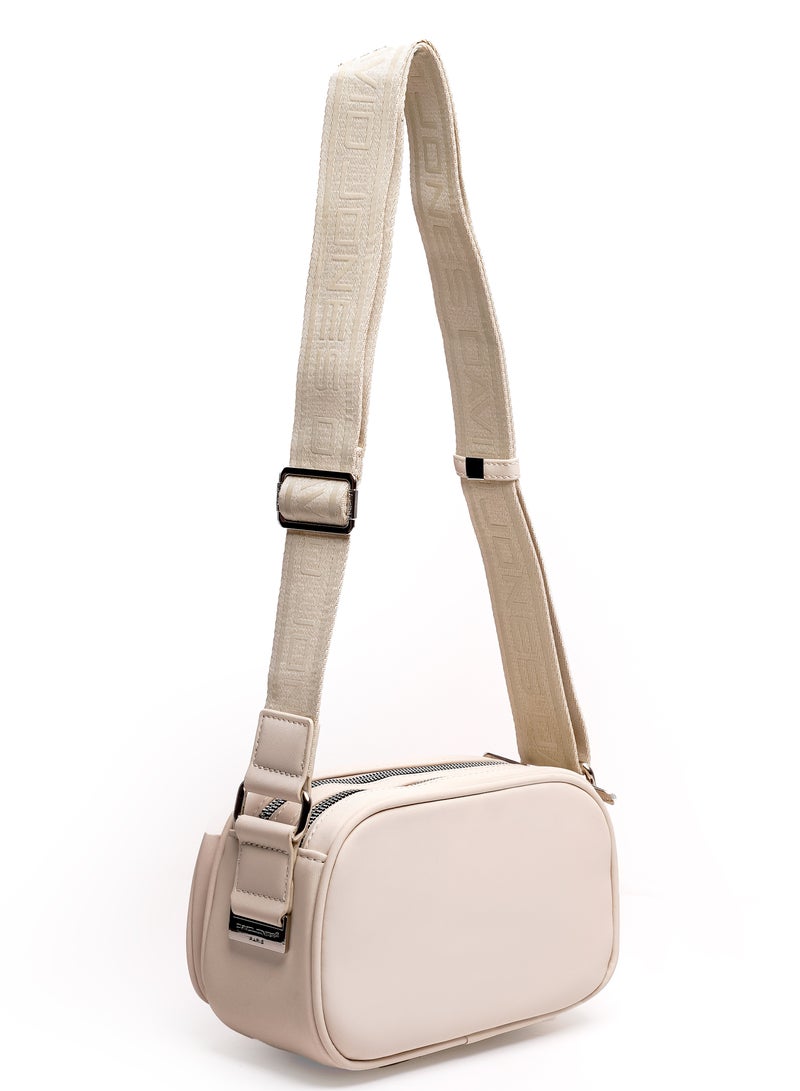 David Jones- Sport Cross Body Bag for women in model CM6907- Multi Pocket Sport bag- Spacious Cross Gym Bag for women in model cm6907- David Jones Passport Sport Bag - Image 2