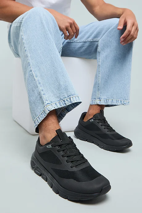 R&B Textured Running Shoes