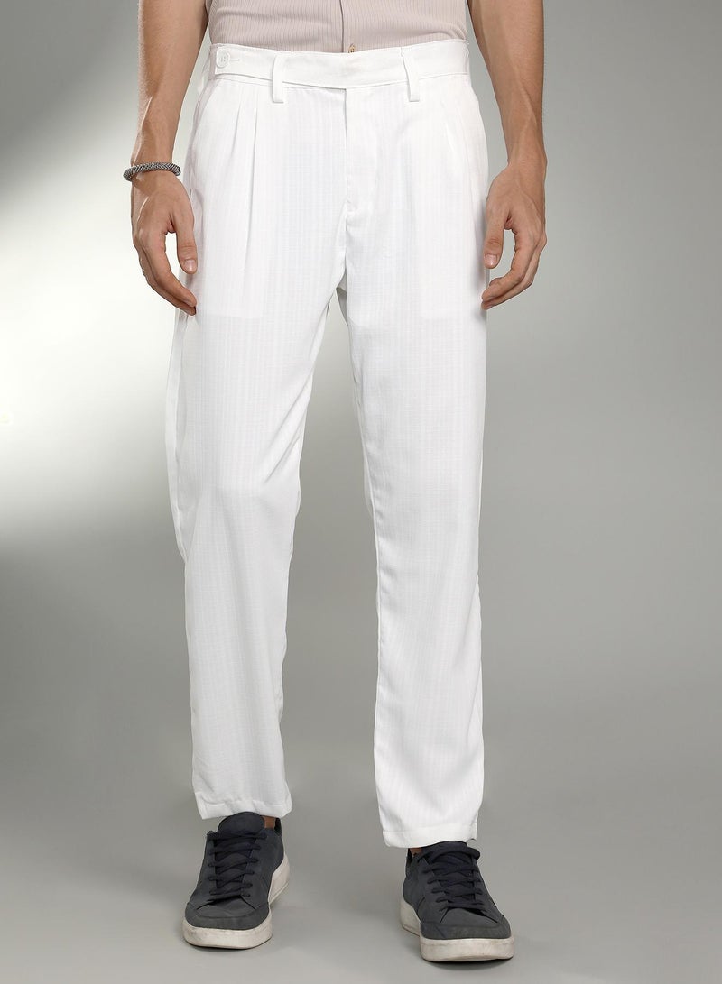 Campus Sutra Men's Cream White Pleated Tailored Trousers For Casual Wear | Mid-Rise | 3 Pockets | Button Closure | Trousers Crafted With Comfort Fit For Everyday Wear - Image 2