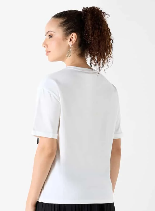 2Xtremz 2Xtremz Applique Detail Round Neck T-shirt with Short Sleeves