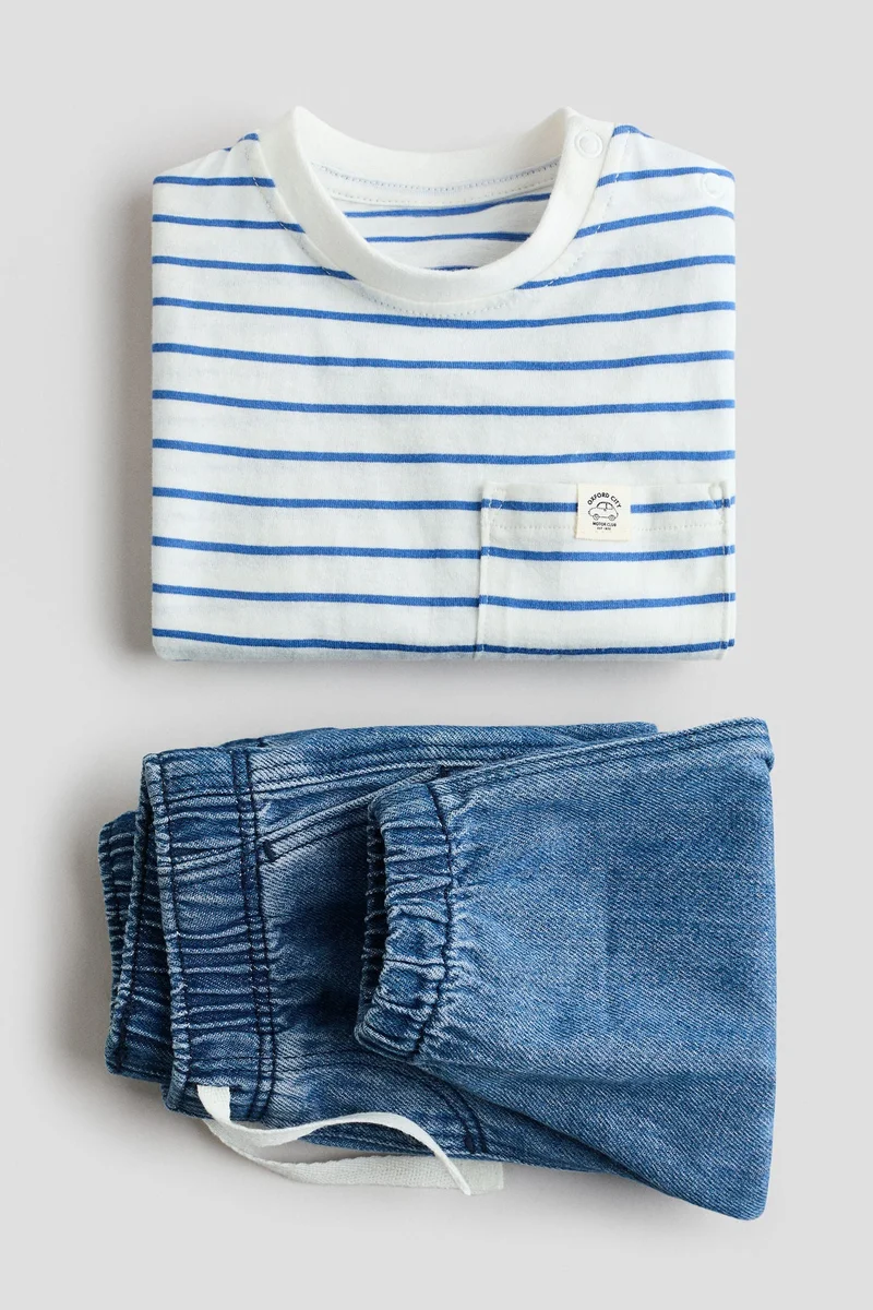 H&M 2-piece T-shirt and joggers set