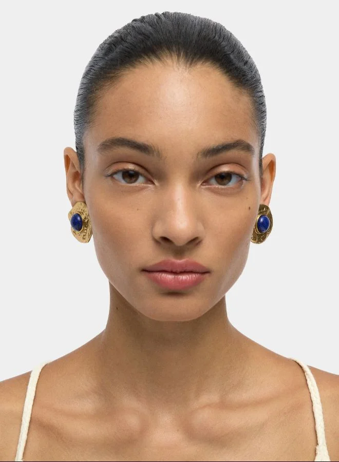 Round earrings with stones