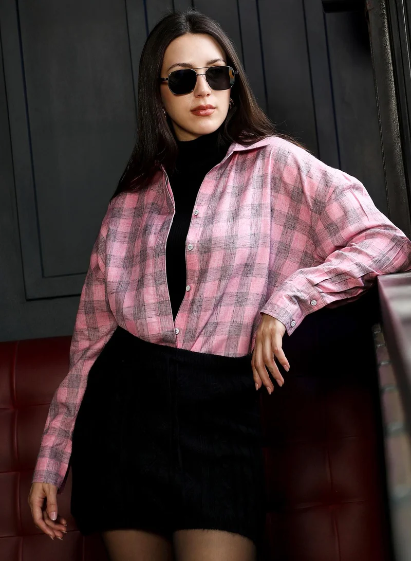 بينيا كولادا قميص نسائي كبير الحجم كاروهات وردي