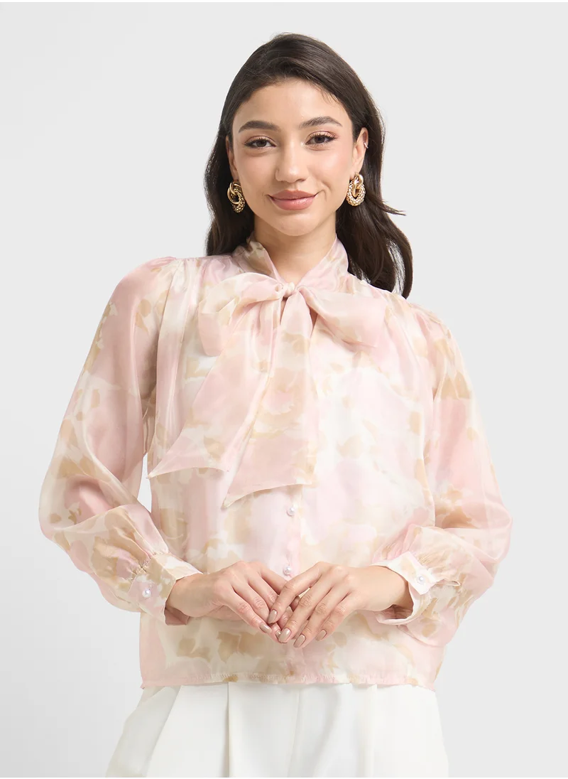 ايلا Printed Top With Neck Tie Up
