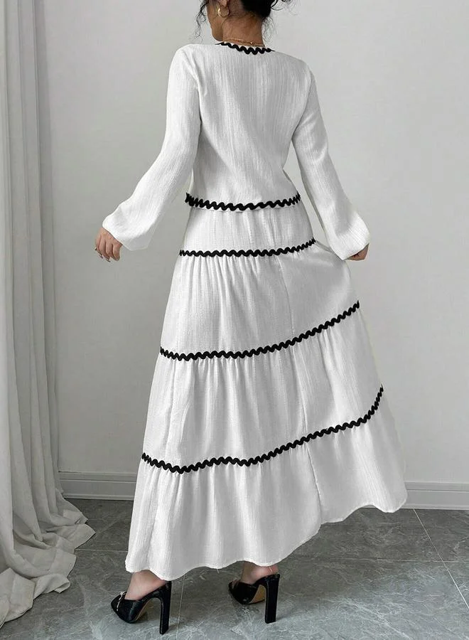 تايك تو طقم بلوزة برباط وحافة متعرجة وتنورة