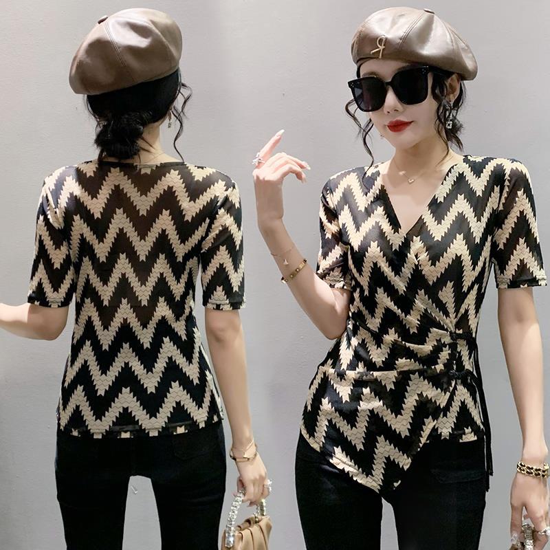 Mesh Bottoming Shirt For Women V-Neck Cross Design Versatile Slimming Western Style Top For Women With Wrapped Chest - Image 5