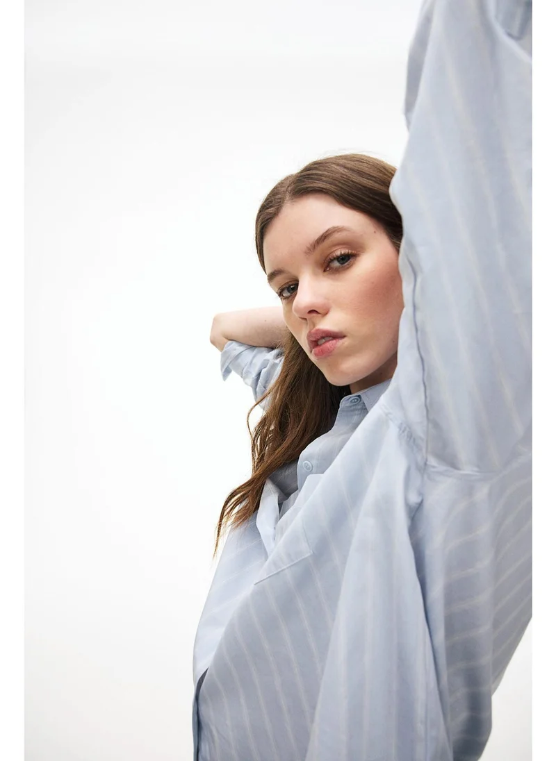 اتش اند ام Oversized cotton shirt