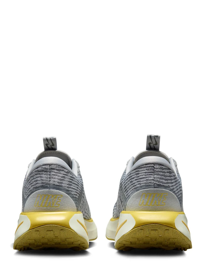 Nike Motiva