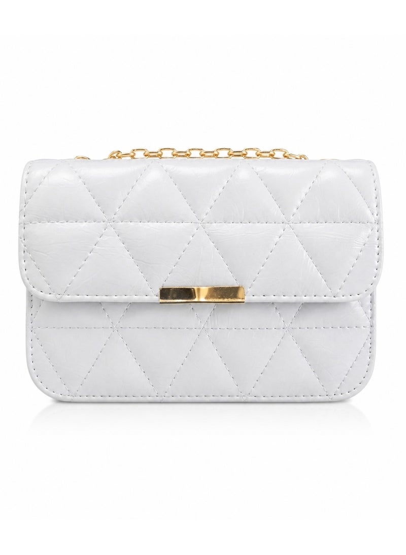 Women's padded shoulder bag with a stylish crossbody design – luxurious leather with a gold chain and metal clasp - Image 2