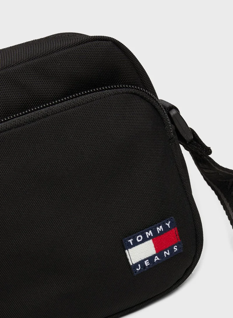 TOMMY JEANS Zip Over Crossbody
