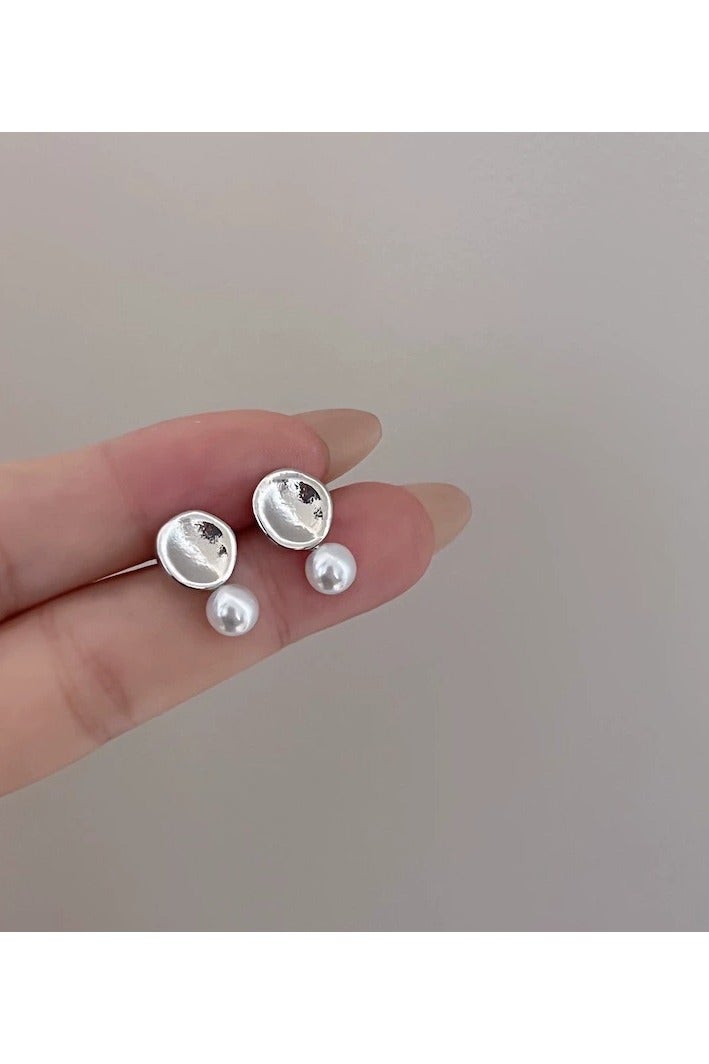 Minimalist Gray Bean Pearl Stud Earrings with 925 Sterling Silver – High-Gloss Metal Texture, Elegant Everyday Workwear Jewelry for Women  - Image 2