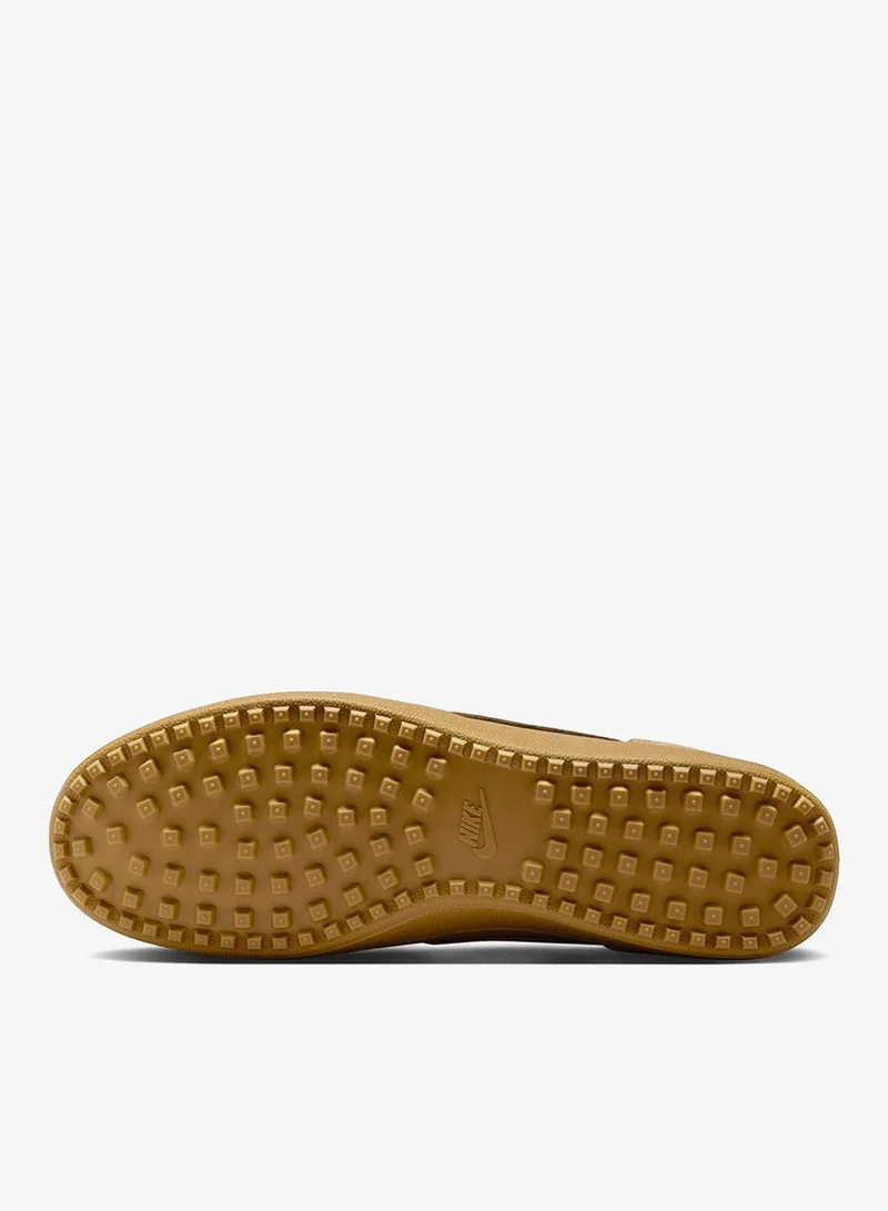 نايكي جنرال الميدان