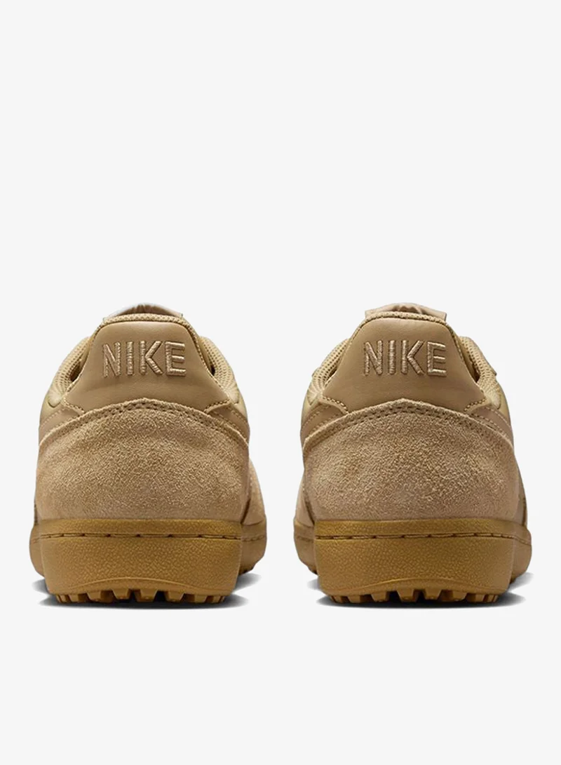 نايكي جنرال الميدان