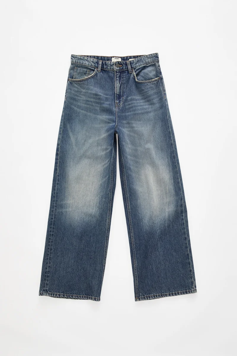 كوتون اون جينز واسع جداً