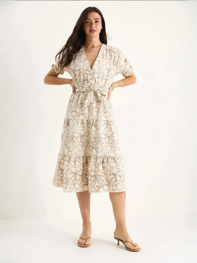 Bianco Lucci LUCCI Embroidered V-Neck Midi Dress