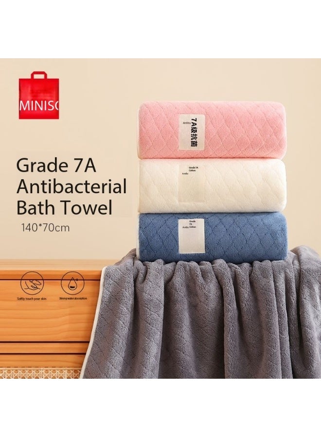 Miniso English: MINISO Grade 7A Antibacterial Bath Towel – Soft Cotton, Strong Water Absorption, 140×70cm - Image 5