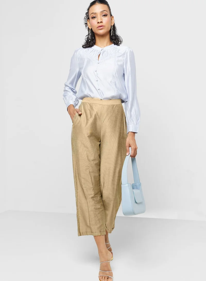 ELLA Top With Lace Trim