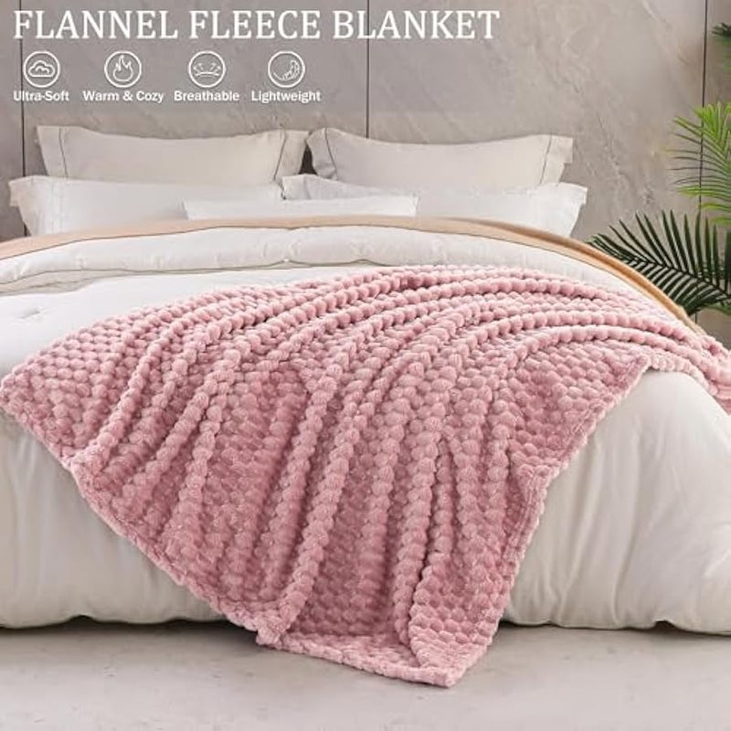 Loquat Extra Large Soft Fleece Throw Blanket, 50x70 Inches Stylish Jacquard Throw Blanket for Couch, Fuzzy Cozy Lightweight for All Season, Dusty Pink - Image 3