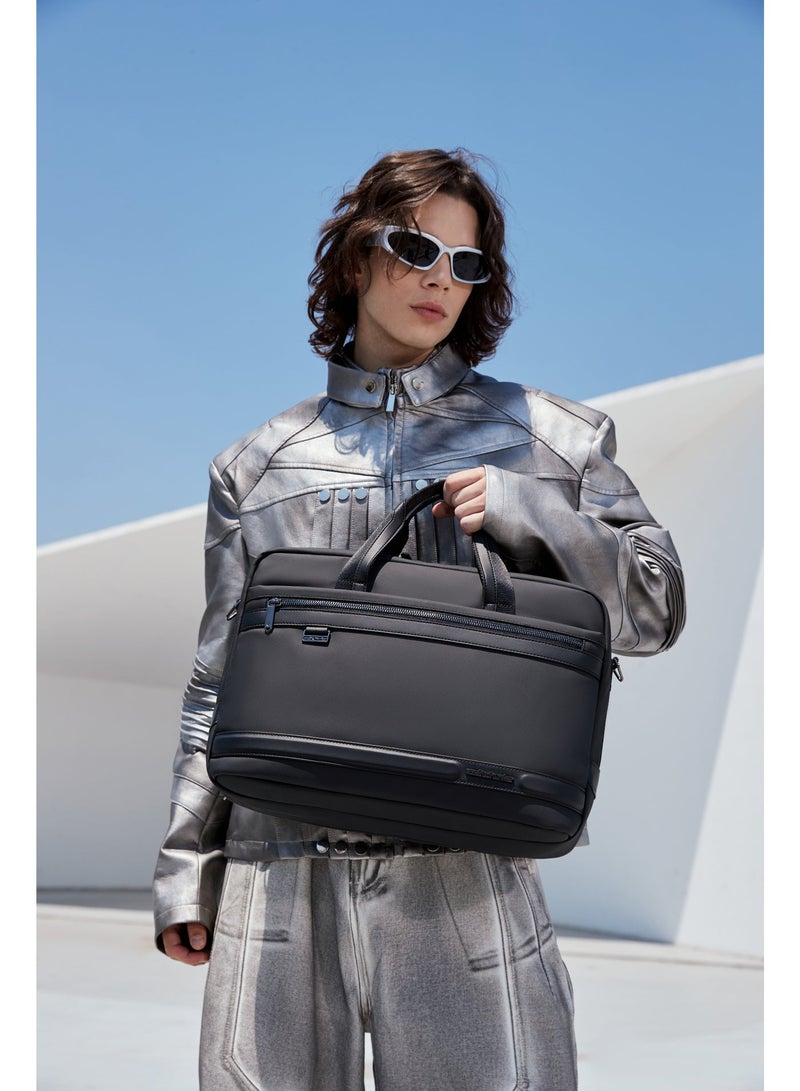 أركتيك هانتر تقدم آركتيك هانتر GWB00888 حقيبة مصممة خصيصًا للمحترفين ورجال الأعمال والطلاب. توفر هذه الحقيبة حماية مثالية لجهازك بتصميم عصري وميزات عملية تجعلها الرفيق المثالي للاستخدام اليومي. - Image 2