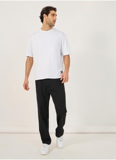 Styli Solid Mid Rise 5-Pocket Relaxed Fit Jeans  - Image 2