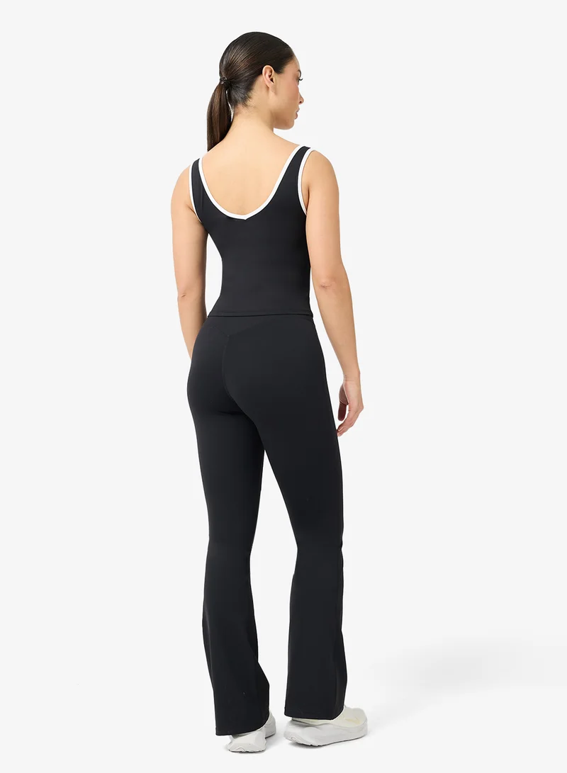 فورورد طقم تانك توب بدون خياطة بلمسة ناعمة وسروال واسع الأرجل