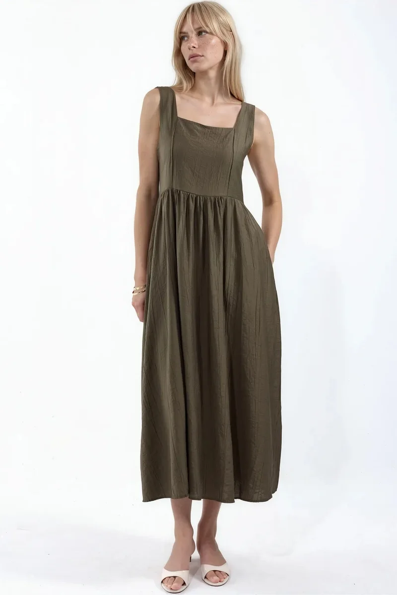 BUSEM Solid Midi Dress with Square Collar