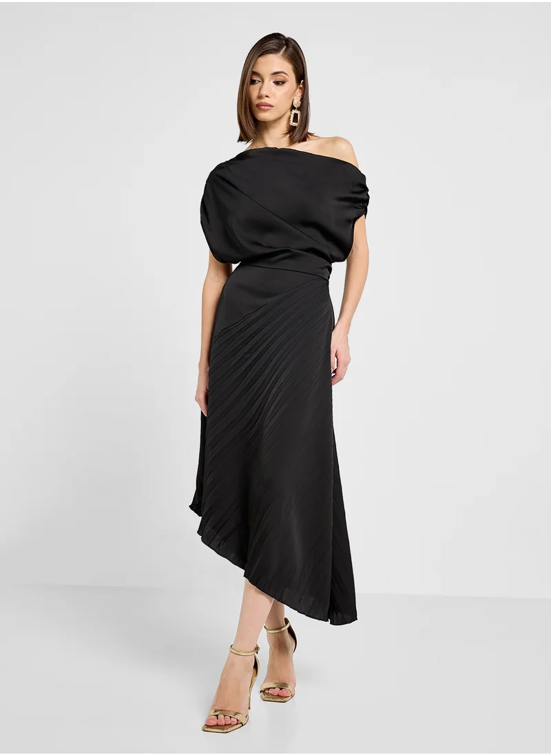 ايلا Pleated Asymmetrical Dress